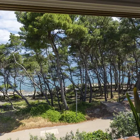 Apartment Jelsa 8729a