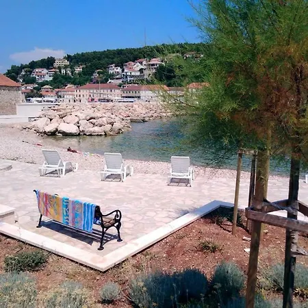 Jelsa 4602a Jelsa (Hvar)